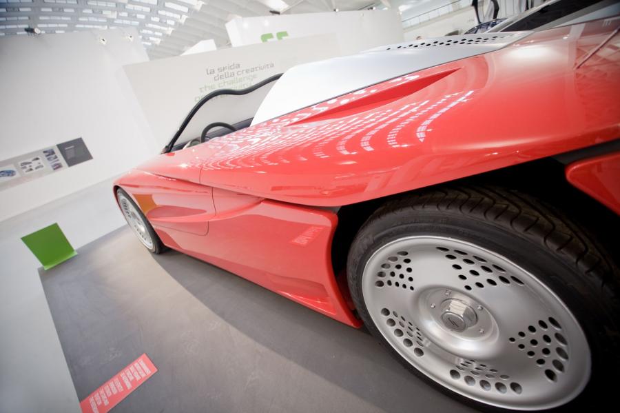  Fioravanti F100 Concept 1998 года  (фото 6 из 14)